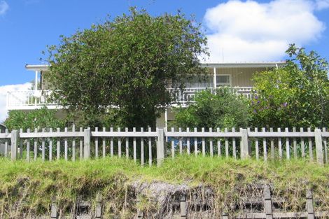 Photo of property in 94 Saddleback Rise, Murrays Bay, Auckland, 0630