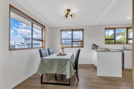 Photo of property in 9 Newnham Street, Rangiora, 7400