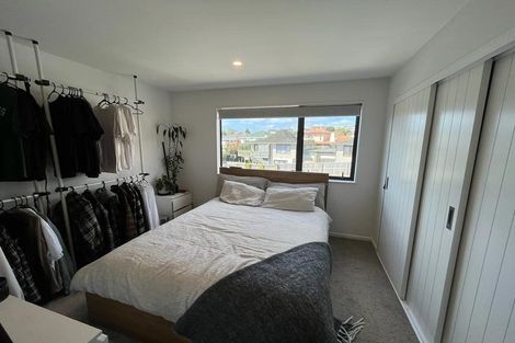 Photo of property in 4/60 Highland Drive, Highland Park, Auckland, 2010