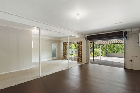 Photo of property in 17 Kororo Street, Northcote, Auckland, 0627
