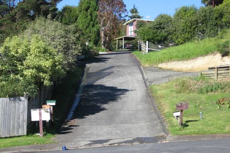 Photo of property in 8 Win Grove, Hatfields Beach, Orewa, 0931