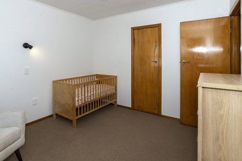 Photo of property in 9 Waimea Street, Westown, New Plymouth, 4310