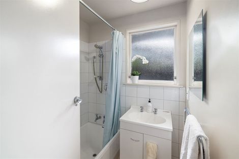 Photo of property in 12 Denniston Crescent, Redwood, Christchurch, 8051