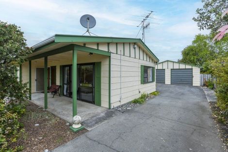Photo of property in 51 Andrew Street, Waikanae, 5036