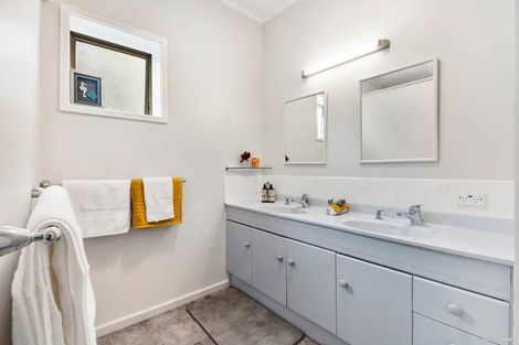 Photo of property in 101 Glamorgan Drive, Torbay, Auckland, 0630