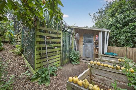 Photo of property in 35 Merlincote Crescent, Governors Bay, 8971