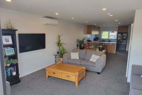 Photo of property in 20 Bee Lane, Whitby, Porirua, 5024