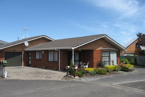 Photo of property in 19 Grey Street, College Estate, Whanganui, 4500