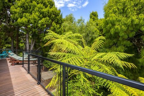 Photo of property in 24 Freemans Way, Pinehaven, Upper Hutt, 5019