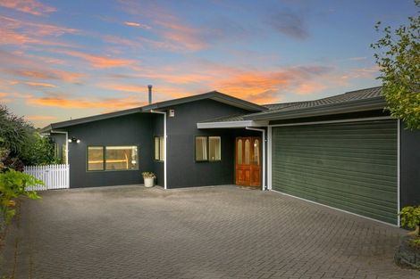 Photo of property in 2/73 Harvey Street, Waipahihi, Taupo, 3330