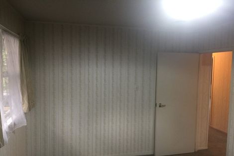 Photo of property in 1/28 Sequoia Place, Sunnynook, Auckland, 0620