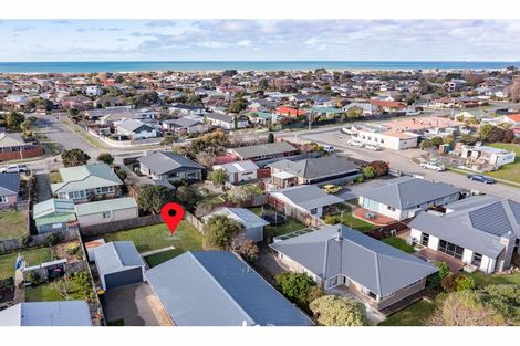 Photo of property in 6 Royalist Avenue, North New Brighton, Christchurch, 8083