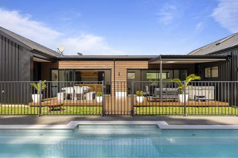 Photo of property in 355 Waitoki Road, Waitoki, Kaukapakapa, 0871