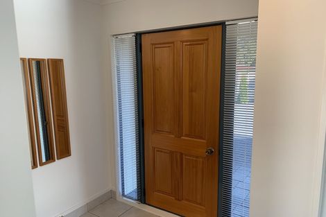 Photo of property in 16 Hastings Place, Hamilton Lake, Hamilton, 3204