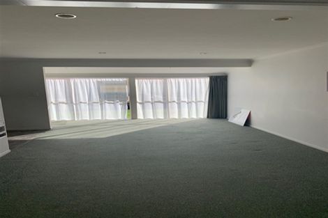 Photo of property in Holdsworth Villas, 64/2 William Donald Drive, Solway, Masterton, 5810