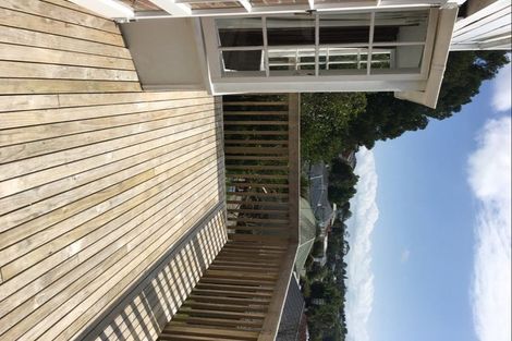 Photo of property in 2/7 Havana Place, Glenfield, Auckland, 0629