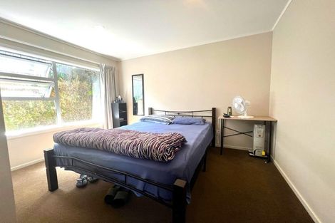 Photo of property in 87 Taylor Terrace, Tawa, Wellington, 5028