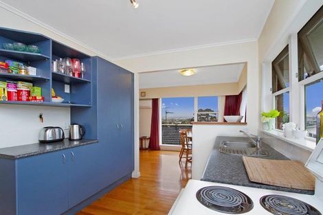 Photo of property in 2/15 Felton Mathew Avenue, St Johns, Auckland, 1072
