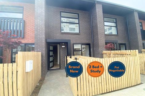 Photo of property in 50 Rauemi Way, Te Atatu South, Auckland, 0610