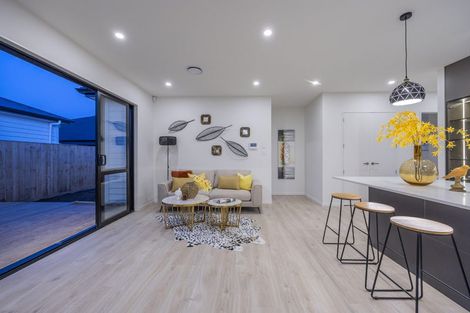 Photo of property in 30 Babina Avenue, Kumeu, 0810