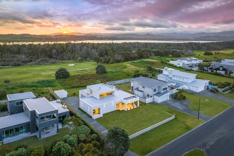 Photo of property in 102 Mangatawhiri Road, Omaha, 0986