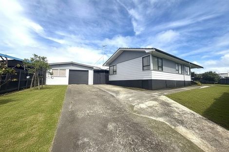 Photo of property in 1 Heathberry Close, Papatoetoe, Auckland, 2025