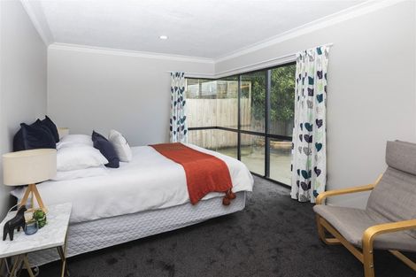 Photo of property in 122b Yaldhurst Road, Sockburn, Christchurch, 8042