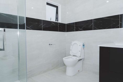 Photo of property in 79a Russell Road, Manurewa, Auckland, 2102