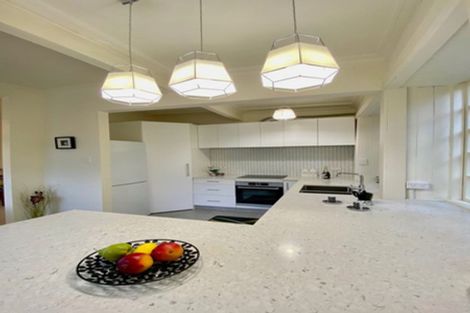 Photo of property in 145 Kelburn Parade, Kelburn, Wellington, 6012