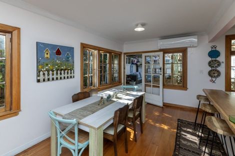 Photo of property in 5 Golf Road, Paraparaumu Beach, Paraparaumu, 5032