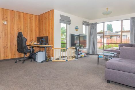 Photo of property in 47a Bellingham Place, Avonhead, Christchurch, 8042