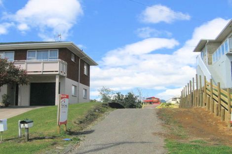 Photo of property in 9 Fyfe Road, Waihi Beach, 3611