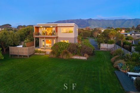 Photo of property in 114 Paetawa Road, Peka Peka, Waikanae, 5391
