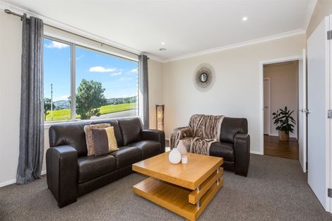 Photo of property in 24 Frances Brown Avenue, Aotea, Porirua, 5024