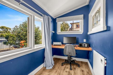 Photo of property in 93 Wood Street, Takaro, Palmerston North, 4410