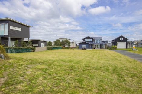 Photo of property in 27 Inanga Lane, Omaha, 0986