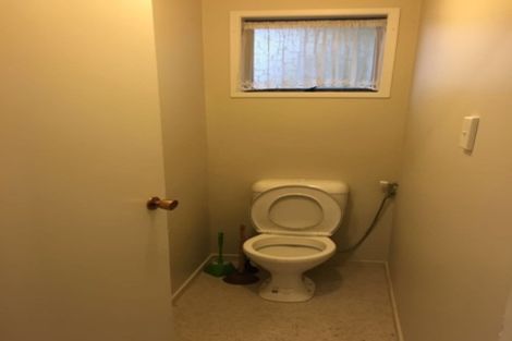 Photo of property in 96 Reynella Drive, Massey, Auckland, 0614