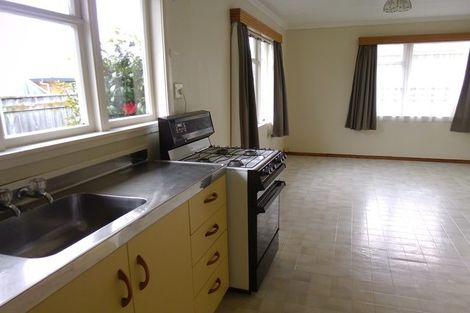 Photo of property in 24 Pitama Road, Awapuni, Palmerston North, 4412