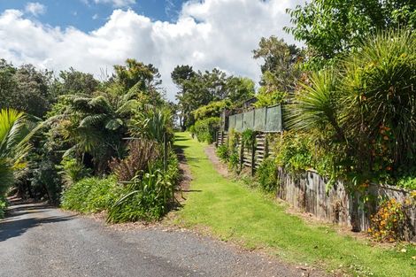 Photo of property in 23a Donnelly Street, Oakura, 4314