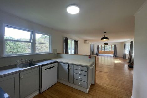 Photo of property in 50 Melrose Road, Island Bay, Wellington, 6023