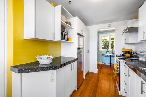 Photo of property in 2/46 Fendalton Road, Fendalton, Christchurch, 8014