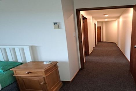 Photo of property in 20-22 Austin Road, Greenhithe, Auckland, 0632