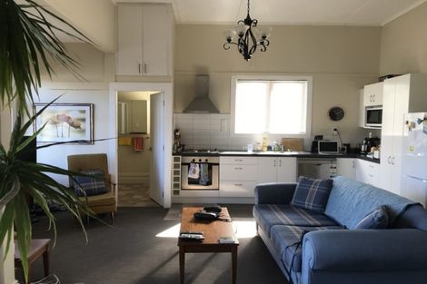 Photo of property in 15 Porritt Avenue, Mount Victoria, Wellington, 6011