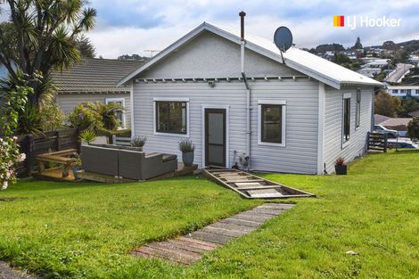 Photo of property in 81 Kaikorai Valley Road, Kaikorai, Dunedin, 9010