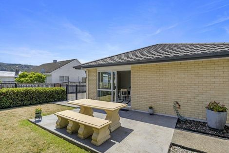 Photo of property in 27 Fraser Crescent, Elderslea, Upper Hutt, 5018