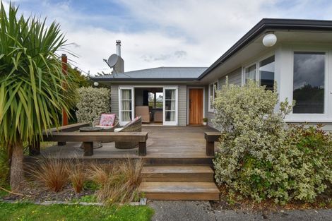 Photo of property in 22 Humphries Street, Greytown, 5712