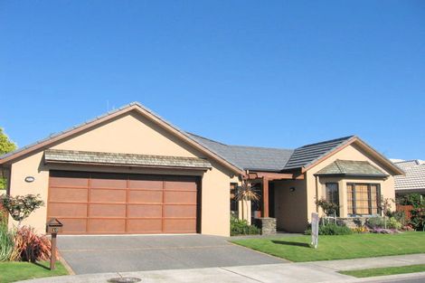 Photo of property in 10 Doneraille Place, Bethlehem, Tauranga, 3110