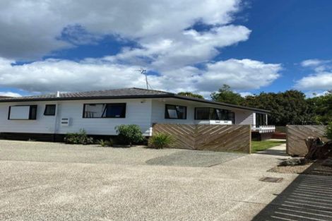 Photo of property in 11b Bay Street, Red Beach, 0932