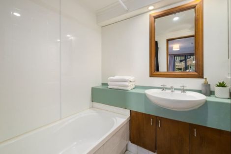 Photo of property in 308/139 Fernhill Road, Fernhill, Queenstown, 9300