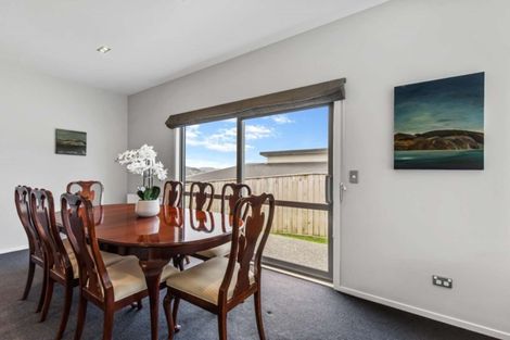 Photo of property in 20 Paparoa Crescent, Aotea, Porirua, 5024